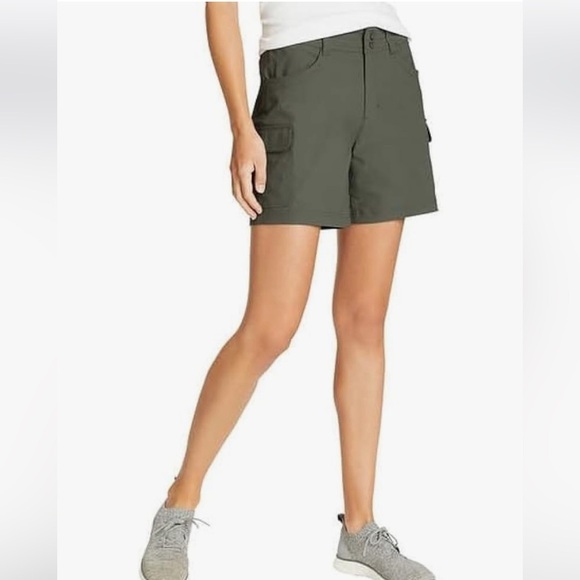 Eddie Bauer Lightweight Summer Trail Cargo Shorts Hiking Olive Green Size 16 - Picture 1 of 13